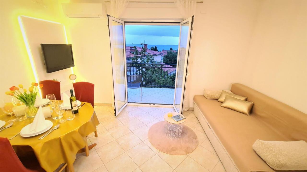 Apartment Karamarko