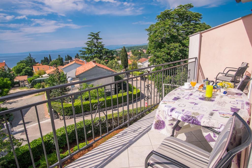 Apartment Karamarko Malinska